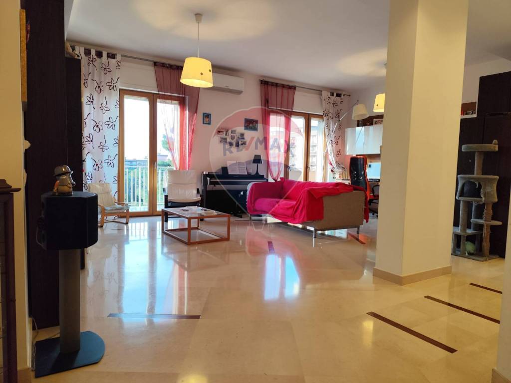 appartamento in vendita a Bari in zona Japigia