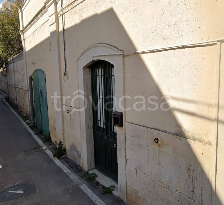 trivano in vendita a Bari in zona Murat
