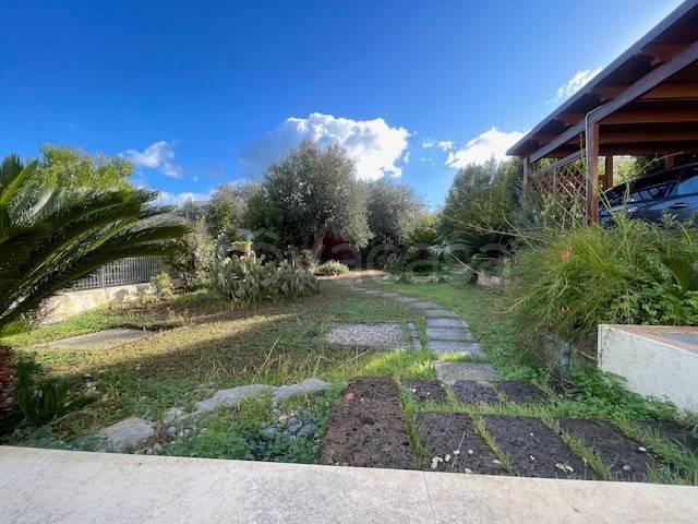 casa indipendente in vendita a Bari in zona Palese/Macchie