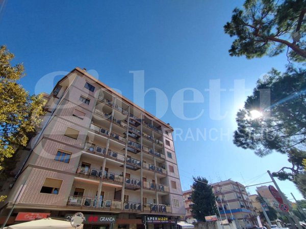 appartamento in vendita a Bari in zona Carrassi
