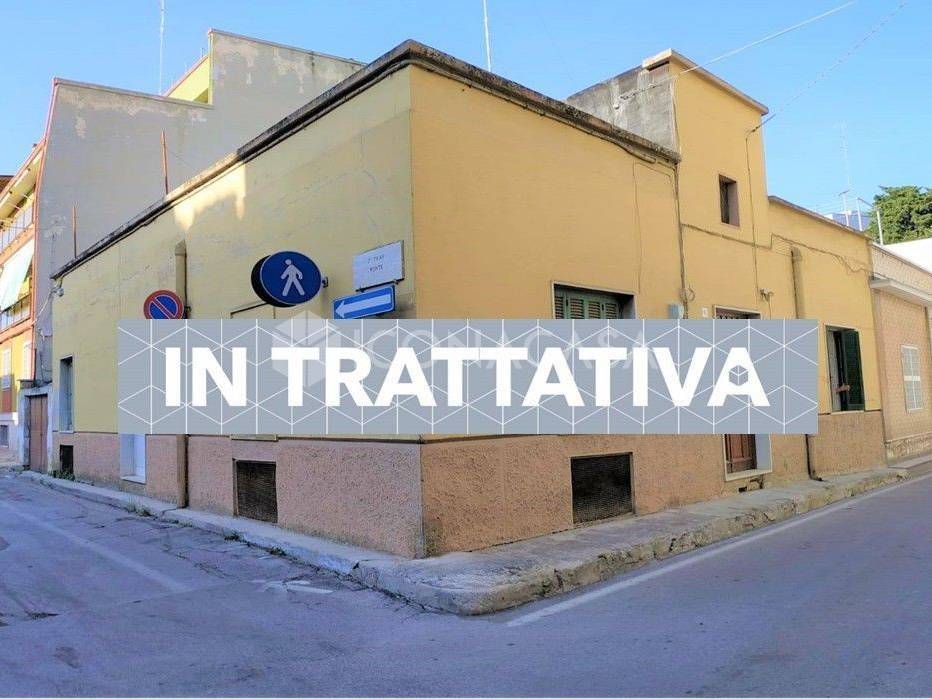 casa indipendente in vendita a Bari in zona Carbonara