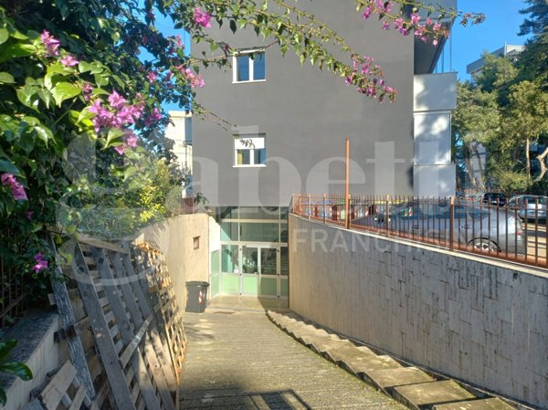casa semindipendente in vendita a Bari in zona Picone