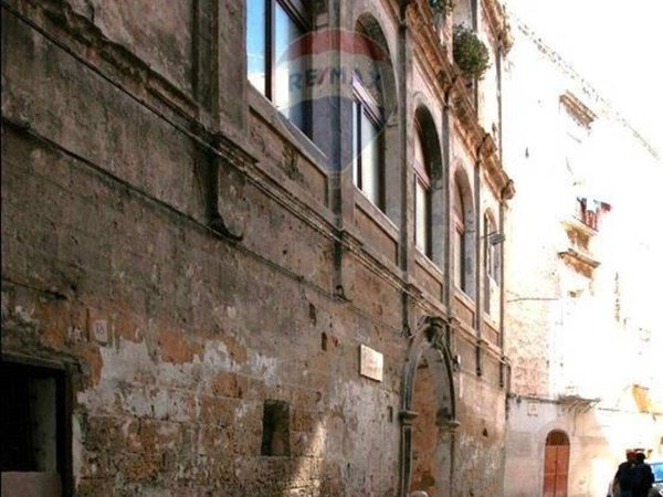 appartamento in vendita a Bari in zona Città Vecchia