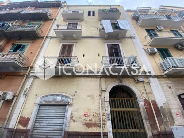 locale commerciale in vendita a Bari in zona Libertà