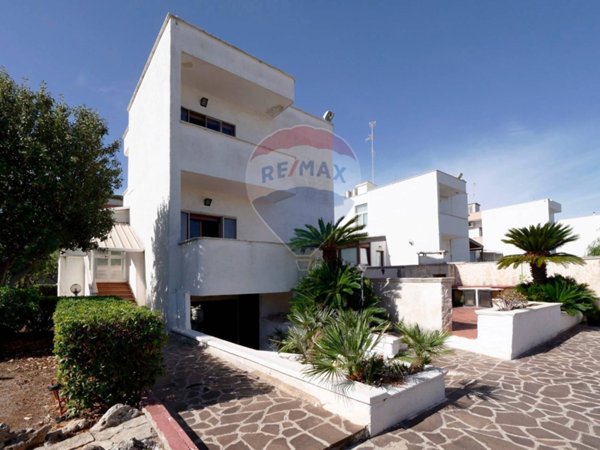 casa indipendente in vendita a Bari in zona Japigia