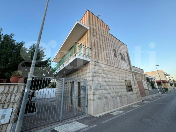 casa indipendente in vendita a Bari in zona Santo Spirito