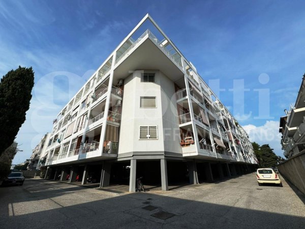 appartamento in vendita a Bari in zona Palese/Macchie