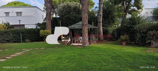 casa indipendente in vendita a Bari in zona Parco Adria