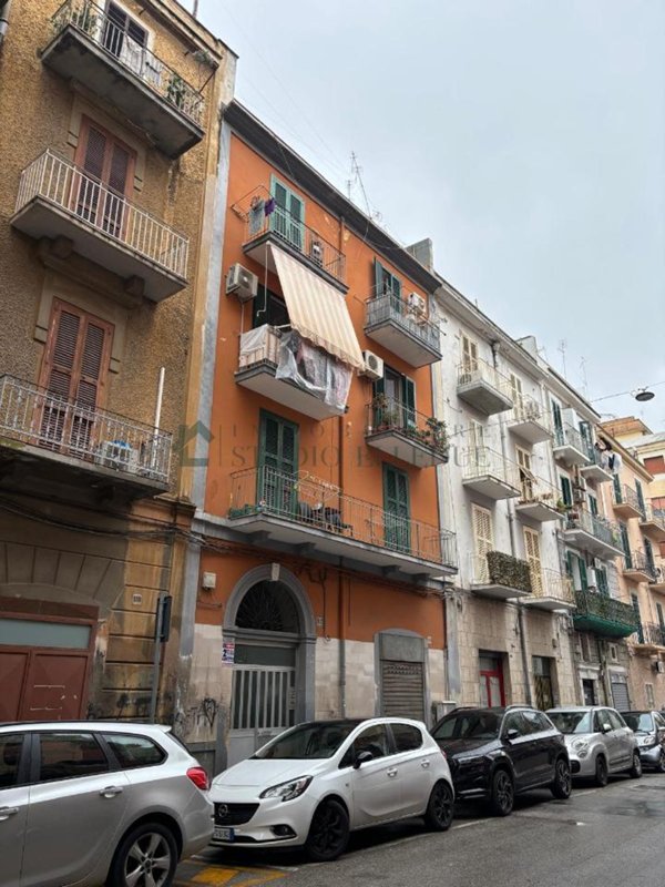 appartamento in vendita a Bari in zona Libertà