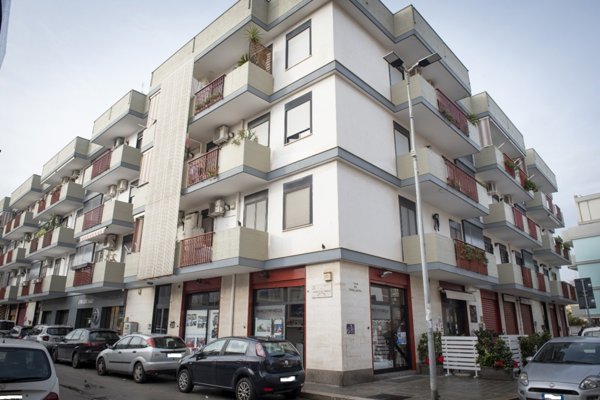 appartamento in vendita a Bari in zona Palese/Macchie