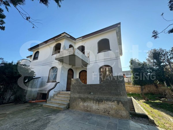 casa indipendente in vendita a Bari in zona Santo Spirito