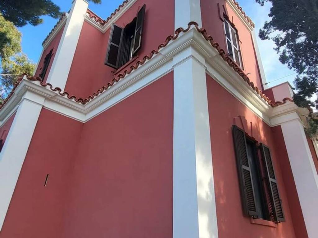 esavano in vendita a Bari in zona Santo Spirito