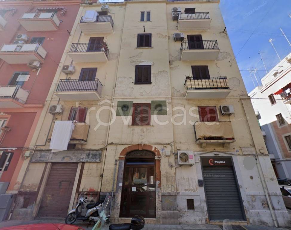 locale commerciale in vendita a Bari in zona Libertà
