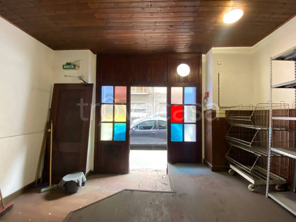 negozio in vendita a Bari in zona San Pasquale