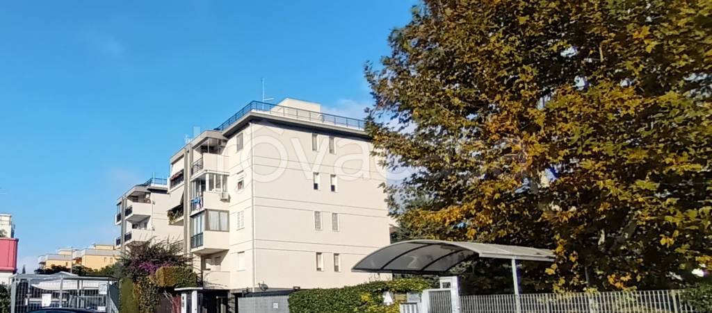 appartamento in vendita a Bari in zona Carbonara