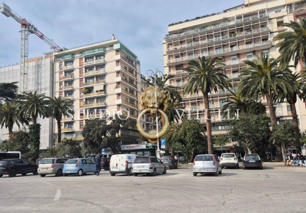 appartamento in vendita a Bari in zona Murat