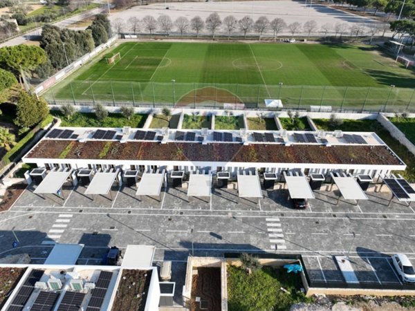 casa indipendente in vendita a Bari in zona Parco Adria