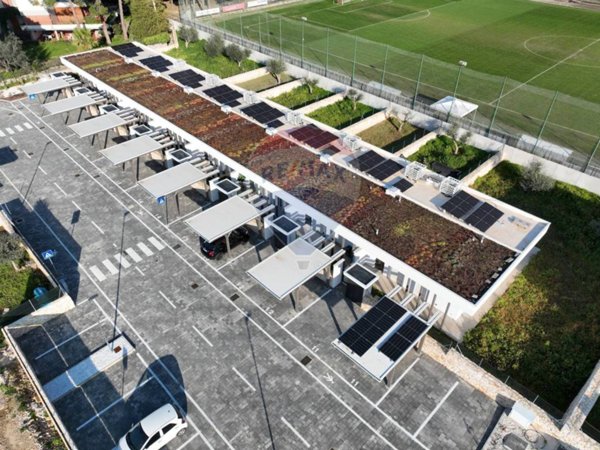 casa indipendente in vendita a Bari in zona Parco Adria