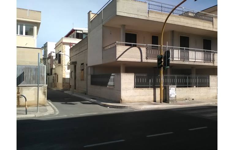 casa indipendente in vendita a Bari in zona Ceglie del Campo