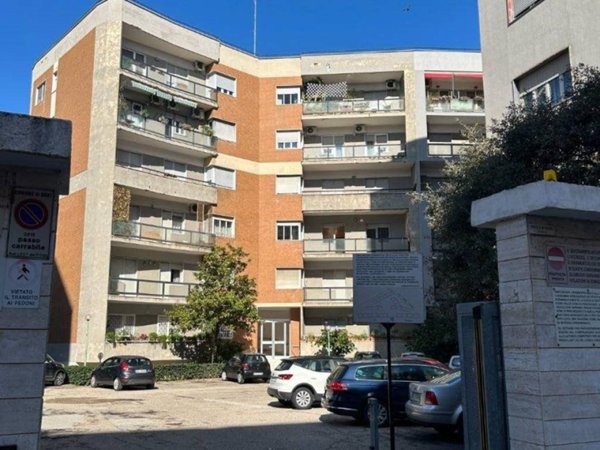 appartamento in vendita a Bari in zona Picone