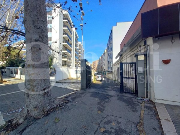 appartamento in vendita a Bari in zona Picone