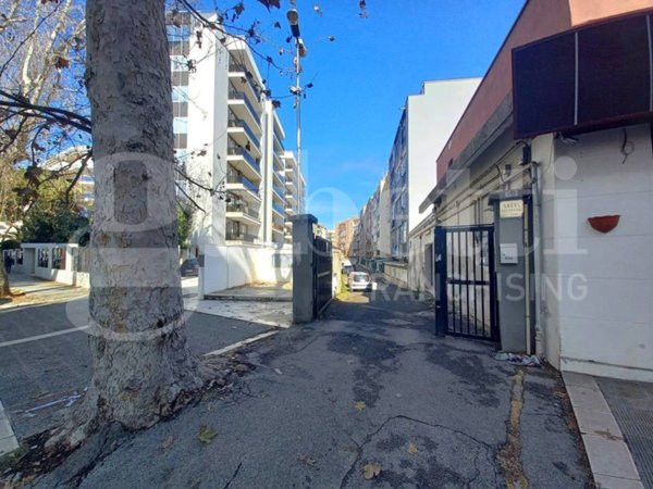 appartamento in vendita a Bari in zona Picone
