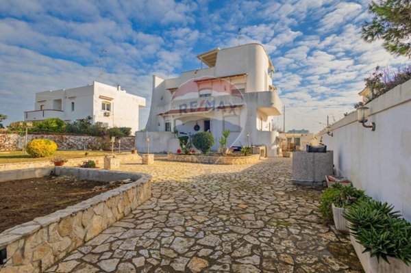 casa indipendente in vendita a Bari in zona San Girolamo