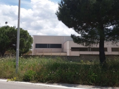 capannone in vendita a Bari