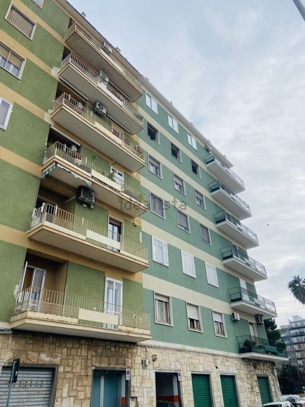 appartamento in vendita a Bari in zona Libertà