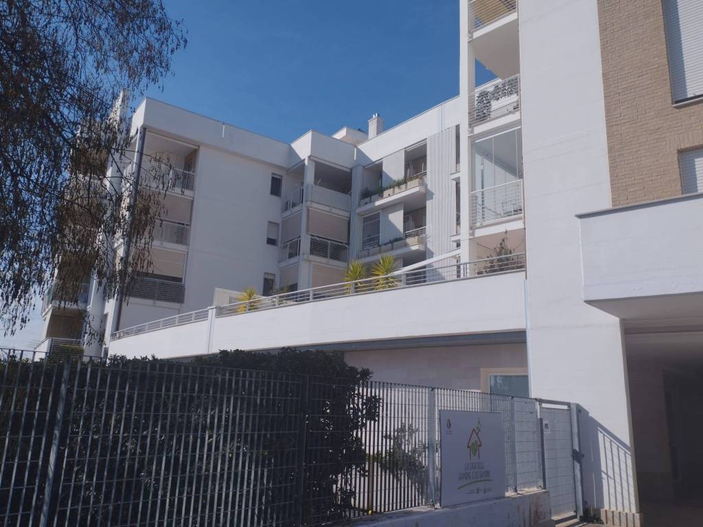 appartamento in vendita a Bari in zona Parco Adria