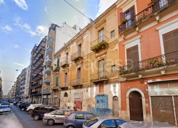 casa indipendente in vendita a Bari in zona Murat