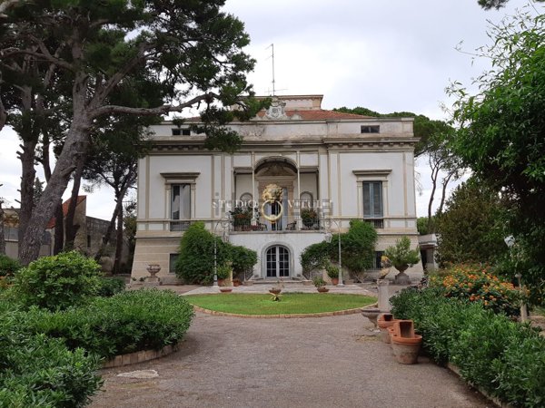 casa indipendente in vendita a Bari in zona Carbonara