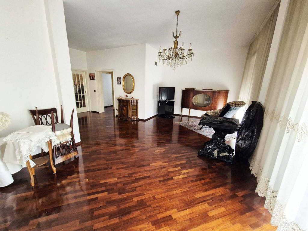 appartamento in vendita a Bari in zona Poggiofranco