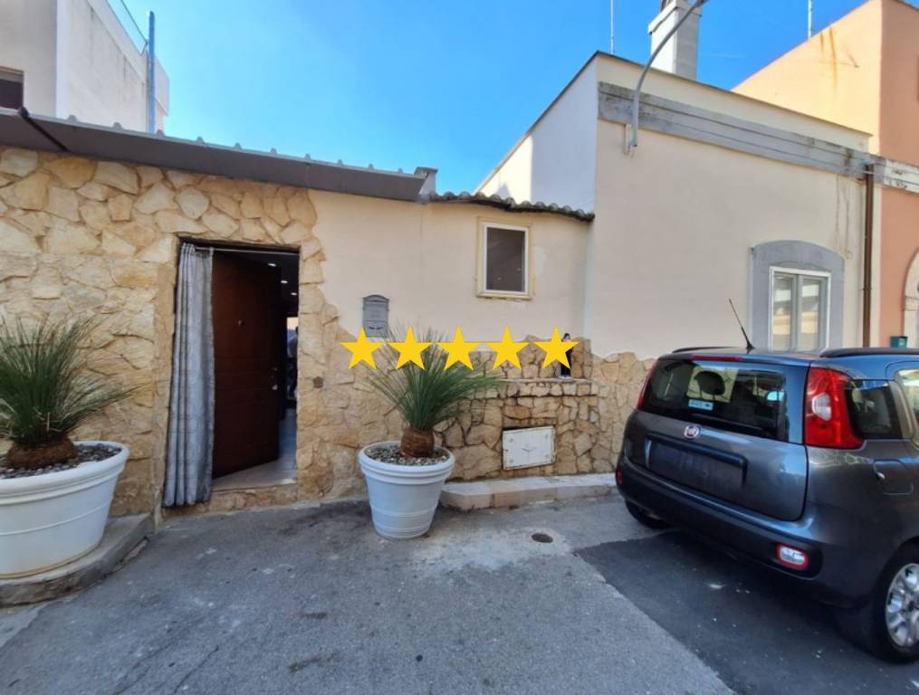 appartamento in vendita a Bari in zona Palese/Macchie