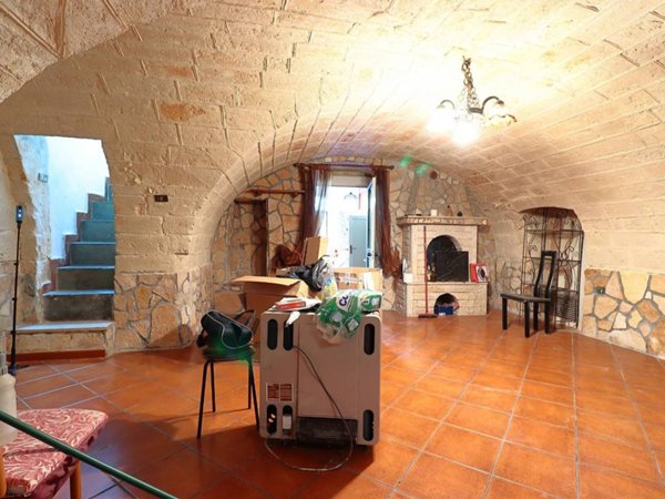 casa indipendente in vendita a Bari in zona Carbonara