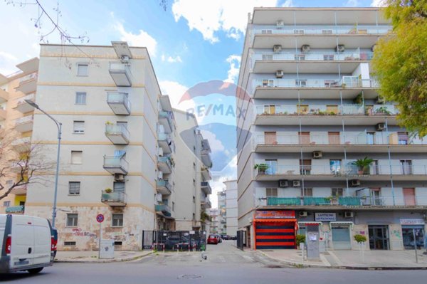 appartamento in vendita a Bari in zona Picone