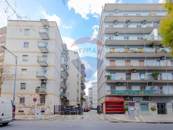 appartamento in vendita a Bari in zona Picone