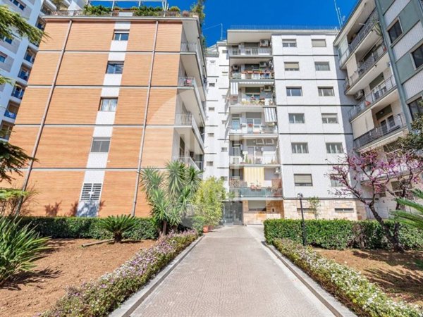 appartamento in vendita a Bari in zona Carrassi