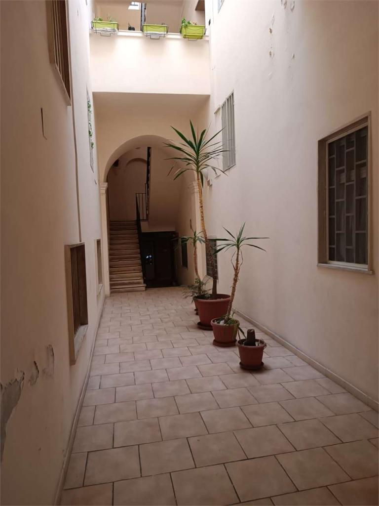 appartamento in vendita a Bari in zona Città Vecchia