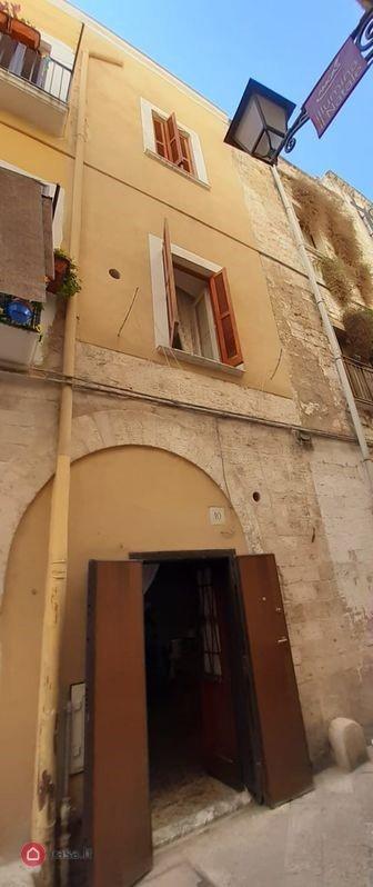 negozio in vendita a Bari in zona Città Vecchia