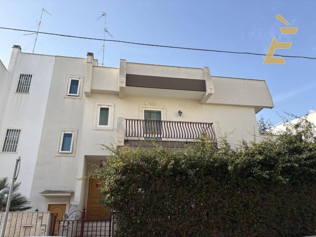 casa indipendente in vendita a Bari in zona Palese/Macchie