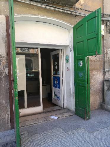negozio in vendita a Bari in zona Madonnella
