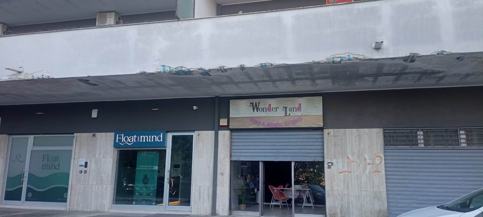 negozio in vendita a Bari in zona Poggiofranco