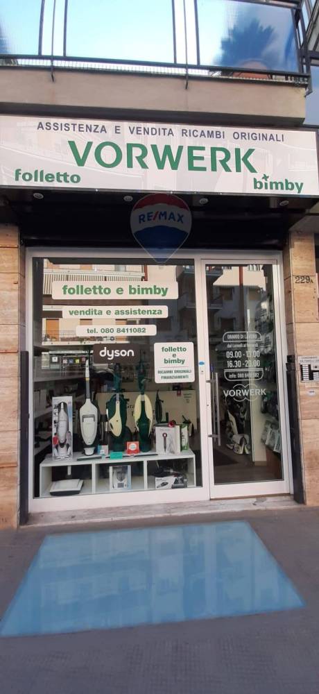 negozio in vendita a Bari in zona Murat