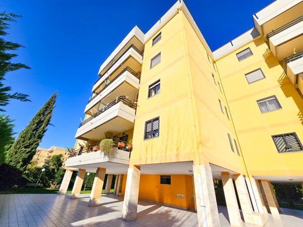 appartamento in vendita a Bari in zona Carbonara