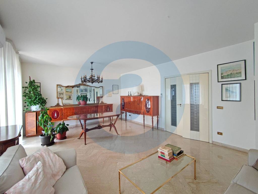 appartamento in vendita a Bari in zona Carbonara