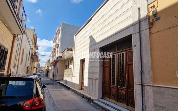 casa indipendente in vendita a Bari in zona Carbonara