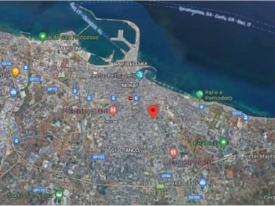 negozio in vendita a Bari in zona Città Vecchia