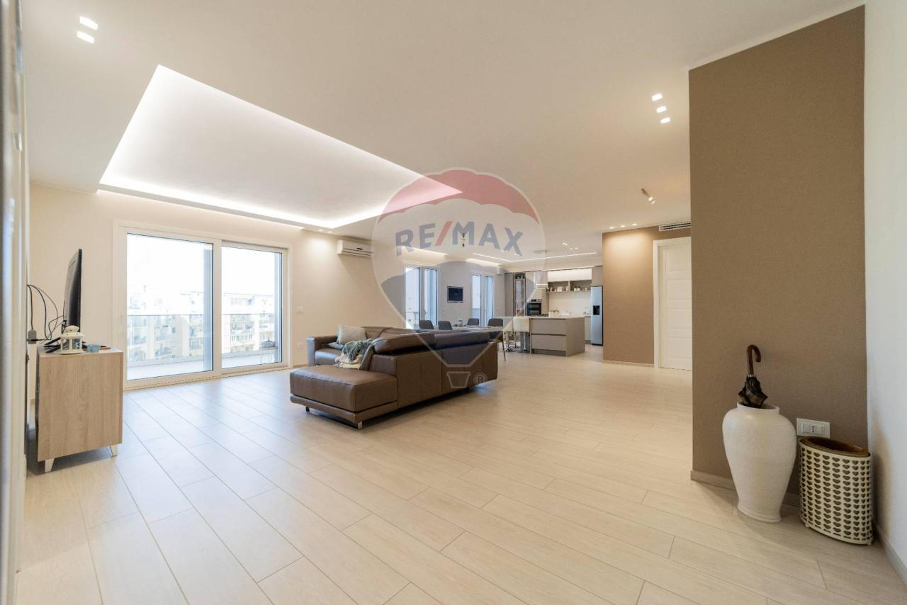 appartamento in vendita a Bari in zona Picone