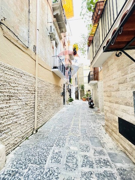 appartamento in vendita a Bari in zona Città Vecchia